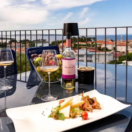 Panorama Dora With Jacuzzi * Palit