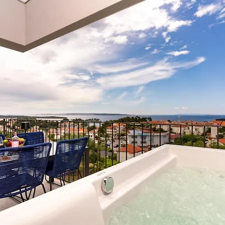 公寓 Panorama Dora With Jacuzzi *