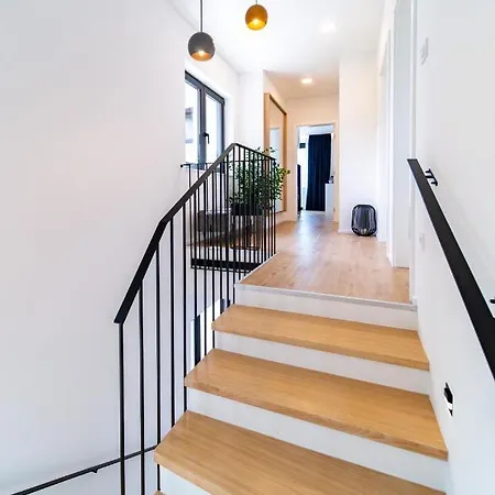 Panorama Dora With Jacuzzi Palit