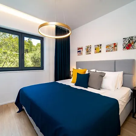 Panorama Dora With Jacuzzi Apartment Palit