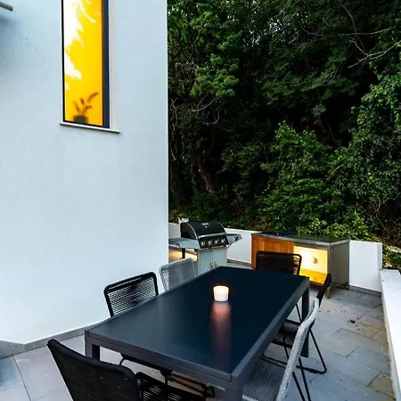 Panorama Dora With Jacuzzi Apartamento Palit