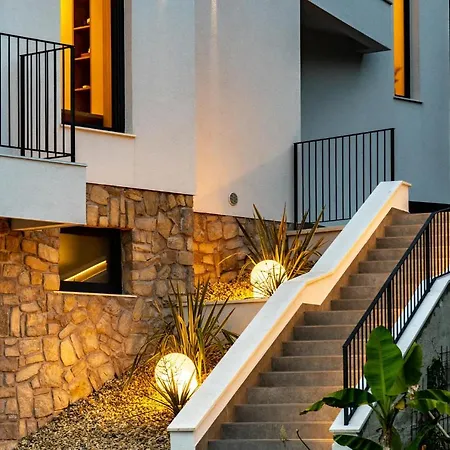 Apartment Panorama Dora With Jacuzzi Palit