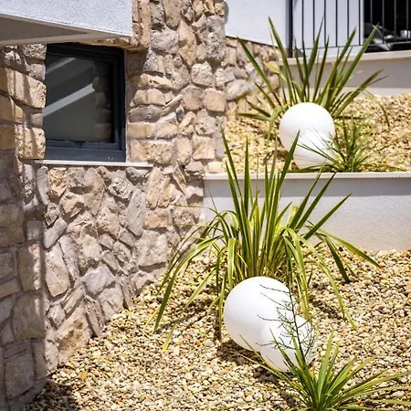 Panorama Dora With Jacuzzi Apartman