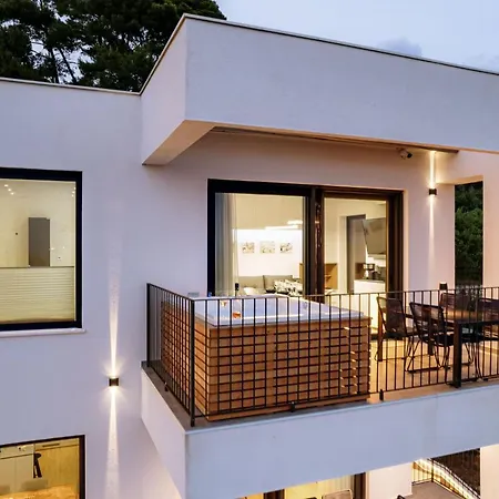 Panorama Dora With Jacuzzi