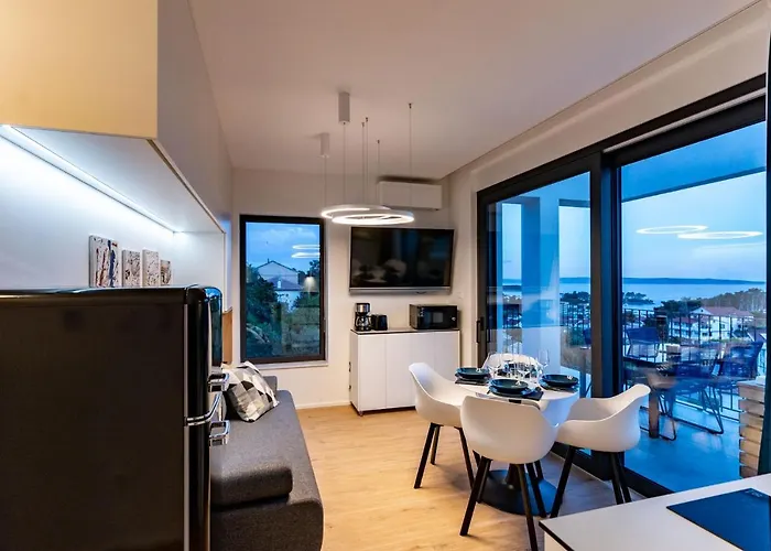 Panorama Dora With Jacuzzi Apartman Palit