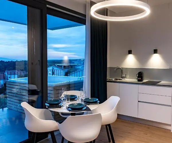 Apartman Panorama Dora With Jacuzzi Palit