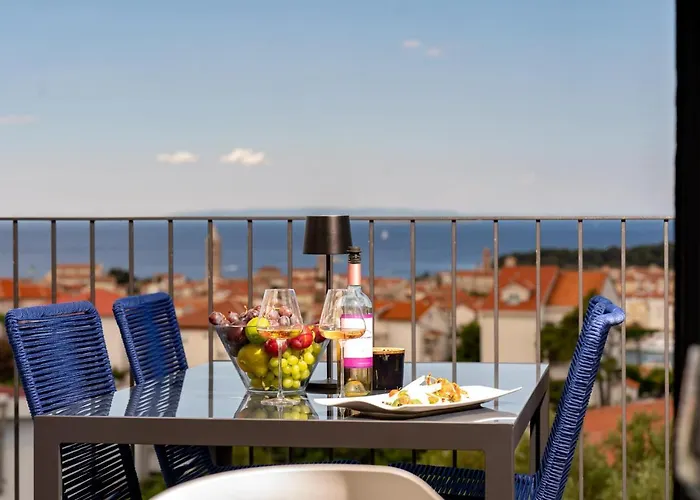 Panorama Dora With Jacuzzi Daire Palit